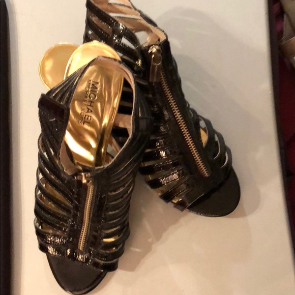 Michael Kors caged sandals. - Picture 1 of 5